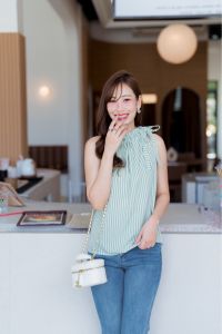 Jenlip weekend topเสื้อแขนกุดระบายรอบคอ ผูกเป็นโบว์ข้างๆ น่ารักมาก ลายริ้ว ลายทาง สายทะเล คาเฟ่