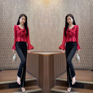 Fashionable Pure Color V-neck Shirt Womens Spring Autumn 2025 Bell Sleeve Design Sensation Blouse Floral Edge Detailing
