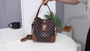 High-End Mumu M233: Elegant Ladies Vintage Checked Leather Sling Bags & Bucket Bags
