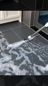 ไม้ปาดน้ำ รีดน้ำพื้น สำหรับกวาดน้ำและฝุ่น ปรับหมุนได้ 180° ล้างทำความสะอาดได้ง่าย ปลีก/ส่ง EASYHOME E267