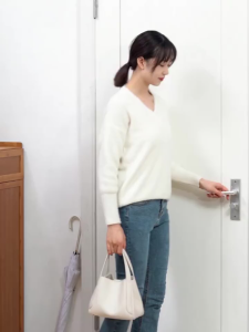 【Bamboo Shoe Cabinet】Minimalist Wooden Shoe Shelf Multi-layer Shoe Rack Large Capacity Shoe Cabinet with Door Dustproof Shoe Rack