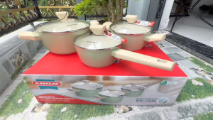 Bộ nồi phủ sứ Nano đáy từ Sunhouse Healthy SHG7979MT1 có chống dính - dùng với mọi loại bếp