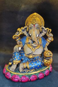 เสวยสุขปางสีน้ำเงินสูง11นิ้วฐานกว้าง 9.8 นิ้ว ผู้ขจัดอุปสรรคและอำนวยความสำเร็จในทุกสิ่งหนักประมาน5-6กก