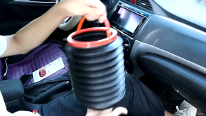 4L Foldable Car Trash Bin Garbage Can Portable Water Storage Wash Telescopic Bucket Fishing Buckets