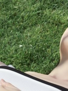 JOOCYEE 酵色 ESSENCE GLAZED ROUGE Silver Bow Limited Edition Moisturizing Shiny and Bright - Lip care lipstick - Local Delivery