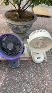 Quạt Mini S6 Xoay tự động Quạt tích điện quạt kẹp tích điện 7 inch kẹp bàn pin 4000mah sử dụng 12h-15h liện tục