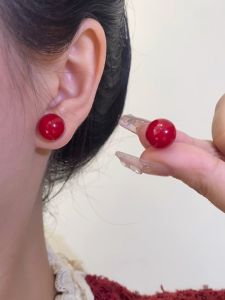 ต่างหูเงินแท้สีแดง ต่างหูเงินแท้ 100% ของขวัญปีงู ของขวัญปีใหม่ เครื่องประดับแฟชั่นสำหรับผู้หญิง ต่างหูรูปดอกไม้