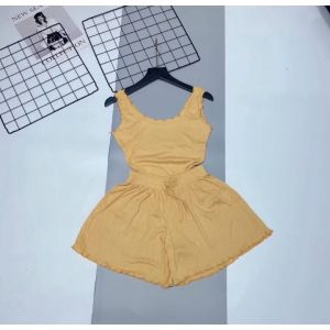 Set bộ đồ nữ gồm áo 3 lỗ viền bèo kèm quần gân tăm viền nhún siêu xinh