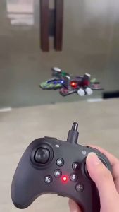 เครื่องบินบังคับวิทยุ 2.4GHz ของเล่นเด็ก เฮลิคอปเตอร์ วัสดุโฟมกันแตก แล่นหมุนตีลังกาได้ พร้อมไฟ LED ของเล่น RC เครื่องร่อน เครื่องบินเจ็ท RC Fighter Airplane Mini Drone Remote Control Jet Plane Stunt Drone for Adults & Kids Toy with Light