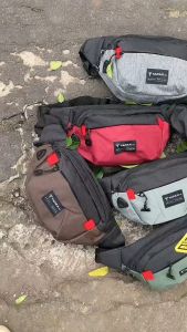 Tas Selempang Pria Kombinasi Tapax: Fungsi & Desain Trendy