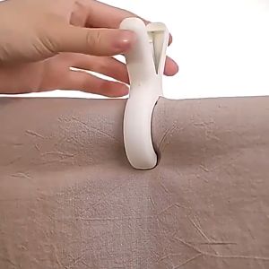 1 Pcs Windproof Clips Towel Quilt Bear Fixed Seamless Heavy Duty Large Clothes Drying Multi-Use