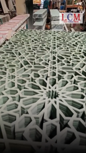 LCM Motif Custom | Cutting CNC Router Bahan PVC HMR MDF dan ACP