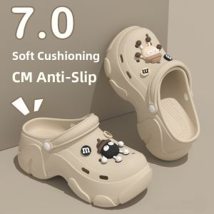 Womens Fall 2025 New Hole Hole Shoes Slippers Thick Bottom Anti-slip Head Covering Outdoor Wear Comfortable Sensation Sandals