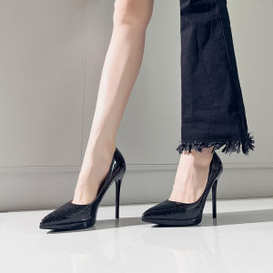 รองเท้าส้นสูงสีแชมเปญสำหรับผู้หญิง ฤดูใบไม้ผลิและฤดูใบไม้ร่วง รองเท้าแต่งงานแบบใหม่ กันน้ำ ทรงหัวแหลม รองเท้าส้นเดี่ยว ส้นสูงพิเศษ