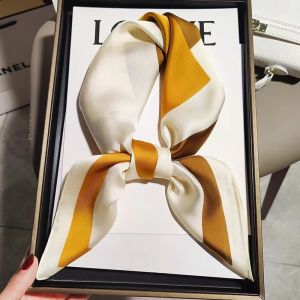 ผ้าพันคอไหมพิมพ์ลายสไตล์เกาหลีขนาดเล็ก ผ้าพันคอไหมพิมพ์ลายแฟชั่น ผ้าพันคอผู้หญิง ผ้าพันคอสำหรับใส่ผม โบว์ผูกคอ สไตล์ฝรั่งเศส