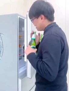 Novelty Beer Bottle Design: Miniature Fridge Magnets & Bottle Opener (Keimav)