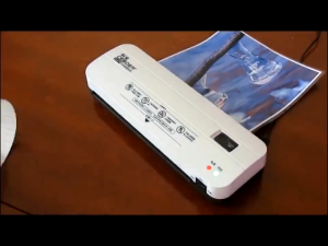 Cold Laminate Film ( A4 ) ( 100 Pcs / Pack) Glossy / Bukan Hot Laminate Film ( Ready Stock )