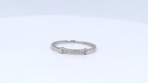 Lucky Gems แหวนเงินแท้ 925 เพชร CZ ชุบโรเดียม แหวนแถวหัวใจ LKM643