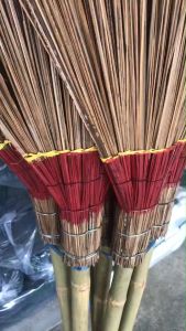 มะพร้าว ไม้กวาด น้ำปรียุ ขนาดจัมโบ้ หนาพิเศษ ไม้กวาดทางมะพร้าว น้ำปรียุ หนาพิเศษ