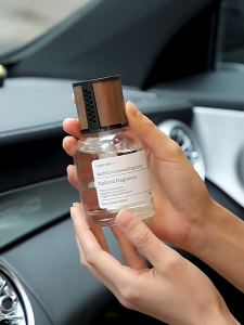 【SG STOCK 】Long Lasting Car perfume car air freshener  car freshener car fragrance 120ml