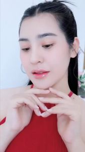 GOLDBERRY SIMPLIFY HYA COLLAGEN PLUMPING LIP SERUM - โกลด์เบอรี่ ซิมพลิไฟน์ ไฮยา คอลลาเจน พลัมพิ่ง ลิป เซรั่ม (ลิปเซรั่ม) ลิปบำรุงปาก ชุ่มชื้น