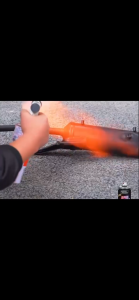 400มล สีสเปรย์พ่นท่อไอมอไซค์และเครื่องยนต์ ทนต่ออุณหภูมิสูง 800 ℃ องศาเซลเซียส เสีสเปรย์พ่นเครื่องยนต์ พ่นปั๊มเบรค เปลี่ยนท่อไอเสียรถยนตร์และมอไซค์ สีสปรย์กันสนิมท่อไอเสีย