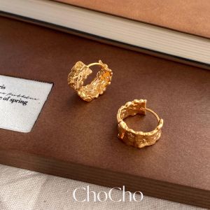 Chocho Vintage Folded Texture Ear Cuffs Autumn Winter Retro High-End Feelings French Metal Earring Fashionable Geometric Pattern for Women