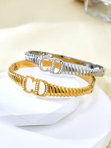 Europe And The United States Hot Retro High-Grade Stainless Steel 18K Gold-Plated Diamonds Geometric Letters CD Bracelet WomenS