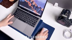 [SG Ready Stocks] 3-in-1 Laptop Sleeve for 13/14 Inch - Adjustable Stand + Mouse Pad High-Quality Leather Waterproof Anti-Scratch Cervical Protection Easy to Carry