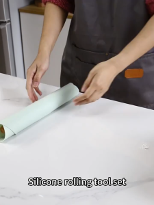 Silicone Dough Kneading Mat and Wooden Rolling Pin Set Non Stick Baking Pastry Mat Reusable Easy Clean for Home Kitchen Baking