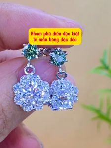 Khuyên tai nữ bạc xi bạch kim  tòng teng kiểu khóa vặn Bông tai nữ đính kim cương moissanite Mỹ D/FL màu trắng và Đá moissanite màu xanh Hoa tai bạc thật mạ vàng trắng thiết kế sang trọng đẳng cấp  - KIM LỘC PHÁT BTTKV01