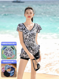 ชุดว่ายน้ำรัดรูปสไตล์กระโปรงสำหรับผู้หญิง 2025 ชุดว่ายน้ำลำลองแบบสวมหัว ชุดว่ายน้ำอบอุ่น ชุดกีฬาสปาสำหรับนักเรียน