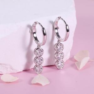 Pretty Beauty 3mm Three Stones Moissanite Pendant Hoop Earrings for Women 925 Silver Dangle Drop Earrings Hypoallergenic Jewelry