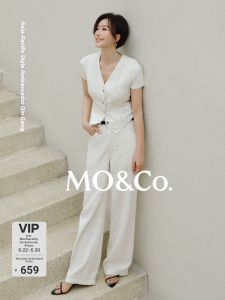 MO&Co. | Cotton and Linen V-Neck Waist-Shaping Short Blazer Vest