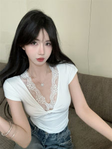 GUZILIAN | Áo thun nữ cổ chữ V ren ngắn hở bụng bó sát gợi cảm phong cách Hàn Quốc mùa hè tay ngắn màu trơn áo thun nữ