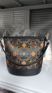 Casual Fashionable Bucket Bag Single Shoulder Zhuang Jin Handbag Simple Commuter Quality Ultra Synthetic Leather Geometric Pattern