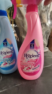 Combo 2 chai nước xịt ủi thơm quần áo hygien chính hãng thái lan mỗi chai 550ml lưu hương lâu