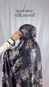 Oppa Style Shop Mukena Dewasa Silk Premium Jumbo Mallika Series / Mukena Travel Model 2 in 1 Zipper / Mukena Silk Motif