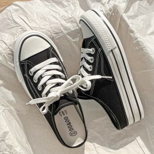 รองเท้าผ้าใบพื้นหนาสำหรับผู้หญิงในช่วงฤดูร้อน ส้นเตี้ย สวมใส่สบาย รองเท้าลำลอง ทรงสี่เหลี่ยม ระบายอากาศได้ดี ทรงหัวมน