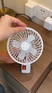 Wall Socket Fan UK Plug Energy Saving Low Noise 360 Rotatable Safety Cover Portable Cooling Kitchen Bathroom Dorm