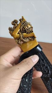 Thắt Lưng Nam Da Bò Cao Cấp Chữ V Rồng Đẹp Mắt Dây Da Chạm Khắc Hoa Văn Cổ Điển Sang Trọng Mạnh Mẽ Nam Tính