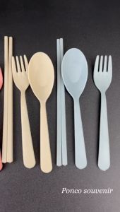 50 Set Sendok Set Jerami/ Go Green/ Import Kemasan Plastik dan Alas
