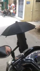 Kẹp điện thoại gắn chân gương cho xe máy có ô che nắng mưa