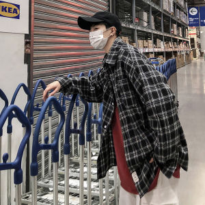 เสื้อเชิ้ตผู้ชายลายสก็อตสีดำและขาวทรงหลวมสไตล์ยูนิเซ็กซ์ฤดูใบไม้ร่วง/ฤดูใบไม้ผลิ เสื้อคลุมกันหนาวแฟชั่นแบรนด์ที่เป็นมิตรกับเยาวชนไซส์ใหญ่