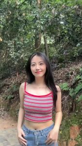 RoySkin เสื้อยืด เสื้อสาย บาง ระบายอากาศดี ผ้าไหมน้ำแข็ง 9 ฟรี นุ่ม มีฟองน้ำในตัว