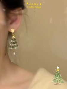 GL 18K GOLD Korean Star studded green Christmas tree tassel pearls long Earrings ES69191