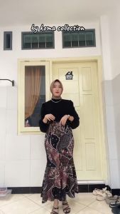 Couple Kemeja Batik Pria Asta Silver Dan Rok Duyung Plisket S - Jumbo Couple Kebaya Couple Viral