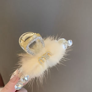 Delicate Sweet Fairy Tale Style Furry Hair Clips Shark Bite Hair Grips Fashionable Hair Accessories Korean Style Fresh out