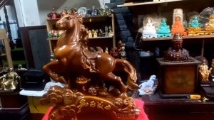 Tượng Ngựa Tài lộc phong thủy đẹp