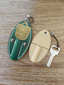 กระเป๋าใส่กุญแจหนังวัวสไตล์เรโทรแบบยูนิเซ็กซ์ ขนาดเล็ก ดีไซน์เรียบง่าย พร้อมหัวเข็มขัดแบบซับในหนัง กระเป๋าใส่กุญแจขนาดเล็กแบบแยกชิ้น